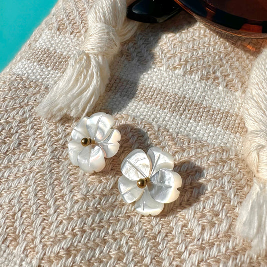 Boucles puce nacre