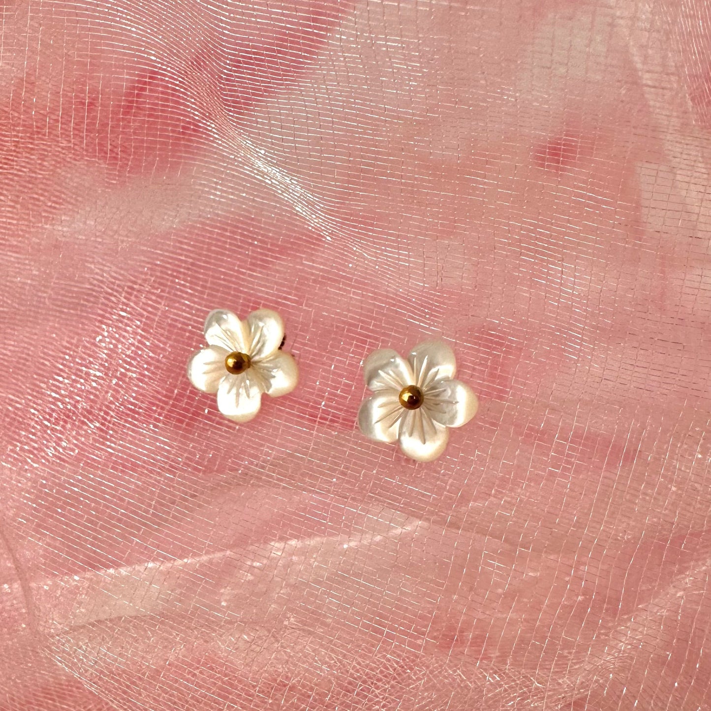 Boucles puce nacre
