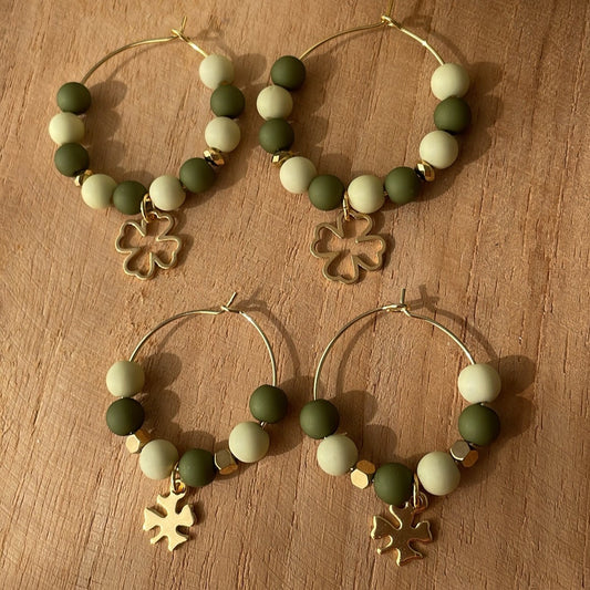 Boucles d'oreilles perles rondes mat
