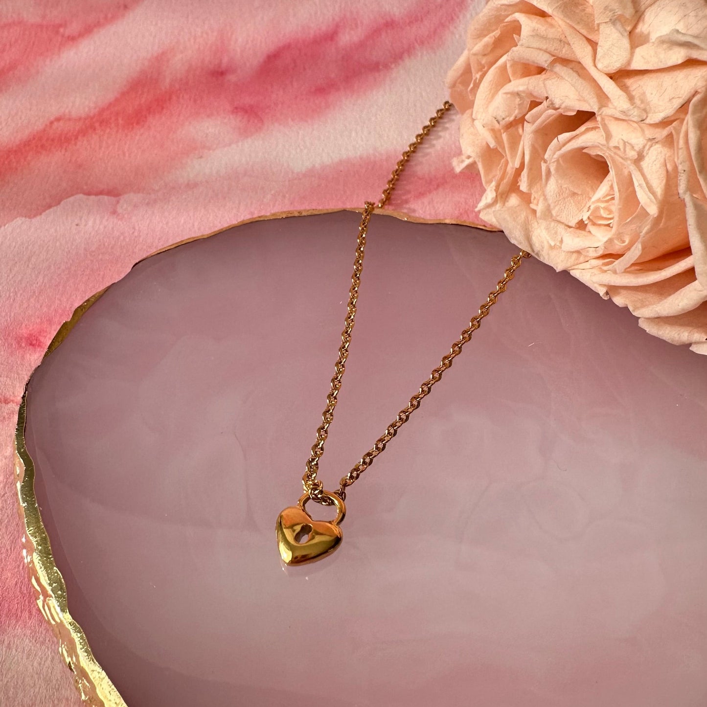 Collier cadenas coeur