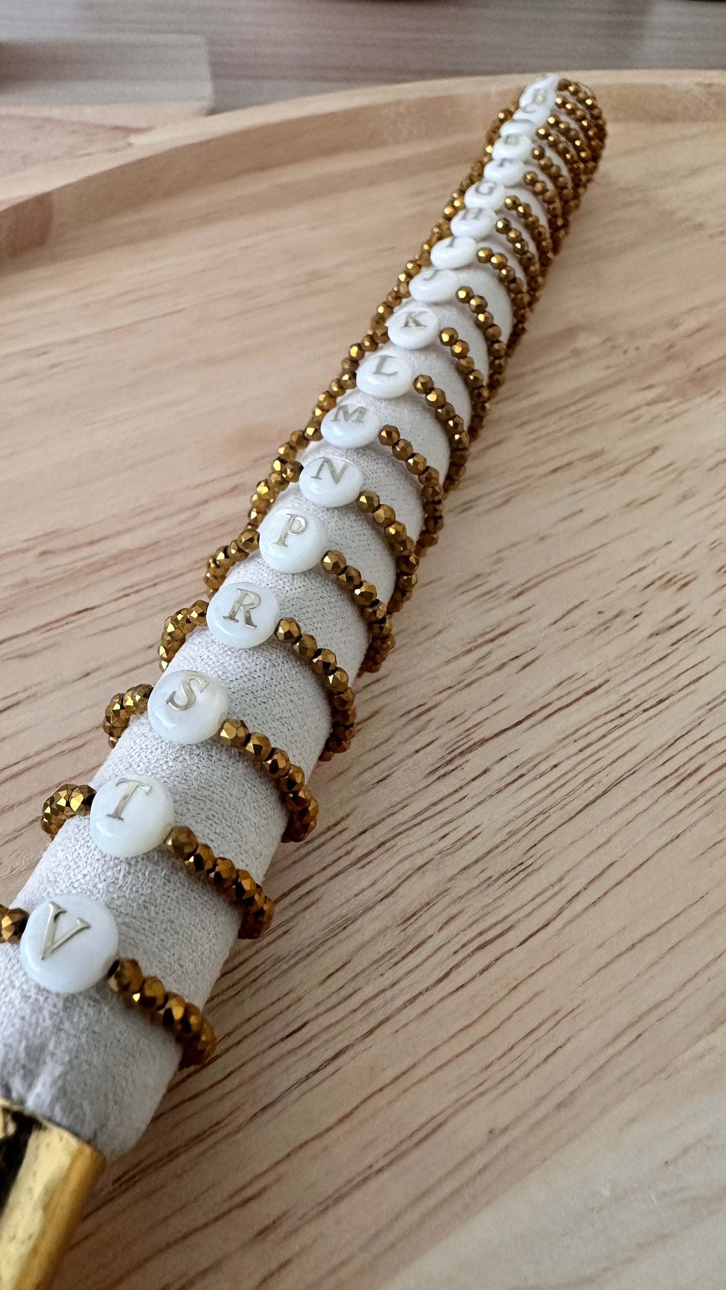 Bague perles alphabet