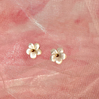 Boucles puce nacre