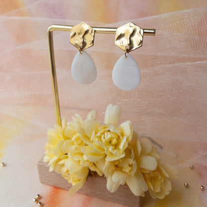 Boucles pendant nacre