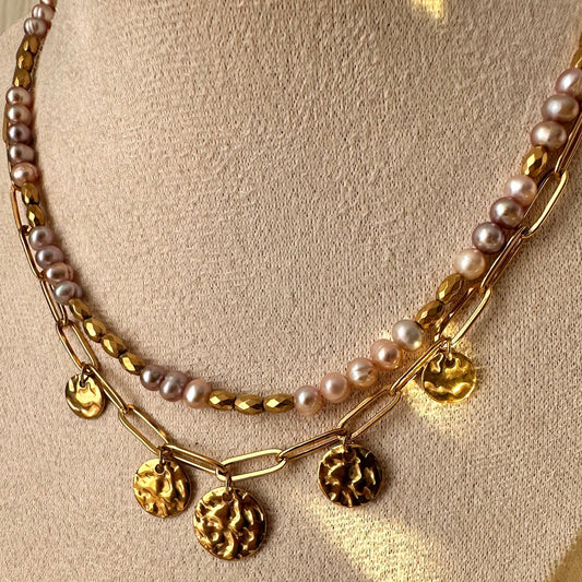 Collier médailles martelées