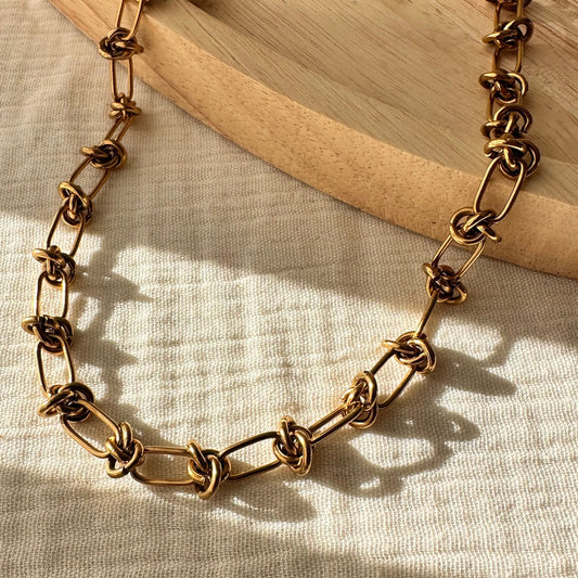 Collier chaine noeuds