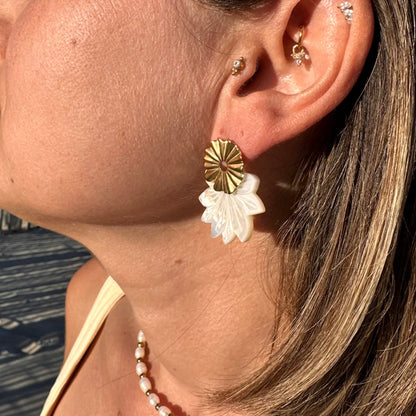 Boucles nacre lotus