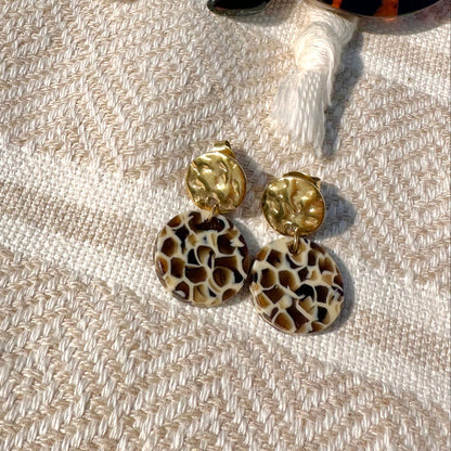 Petites boucles acrylique