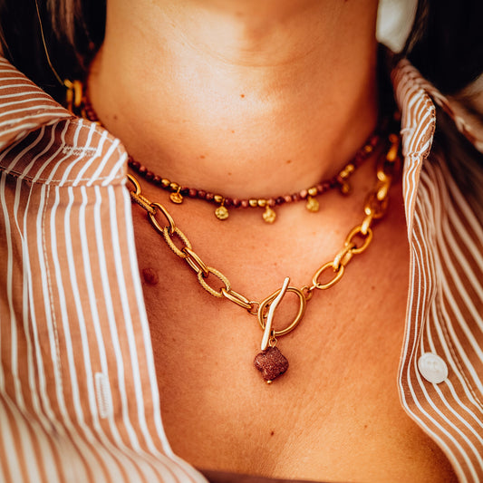 Collier perles goldstone