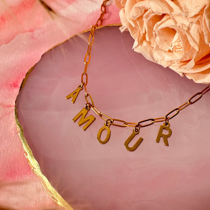 Collier message