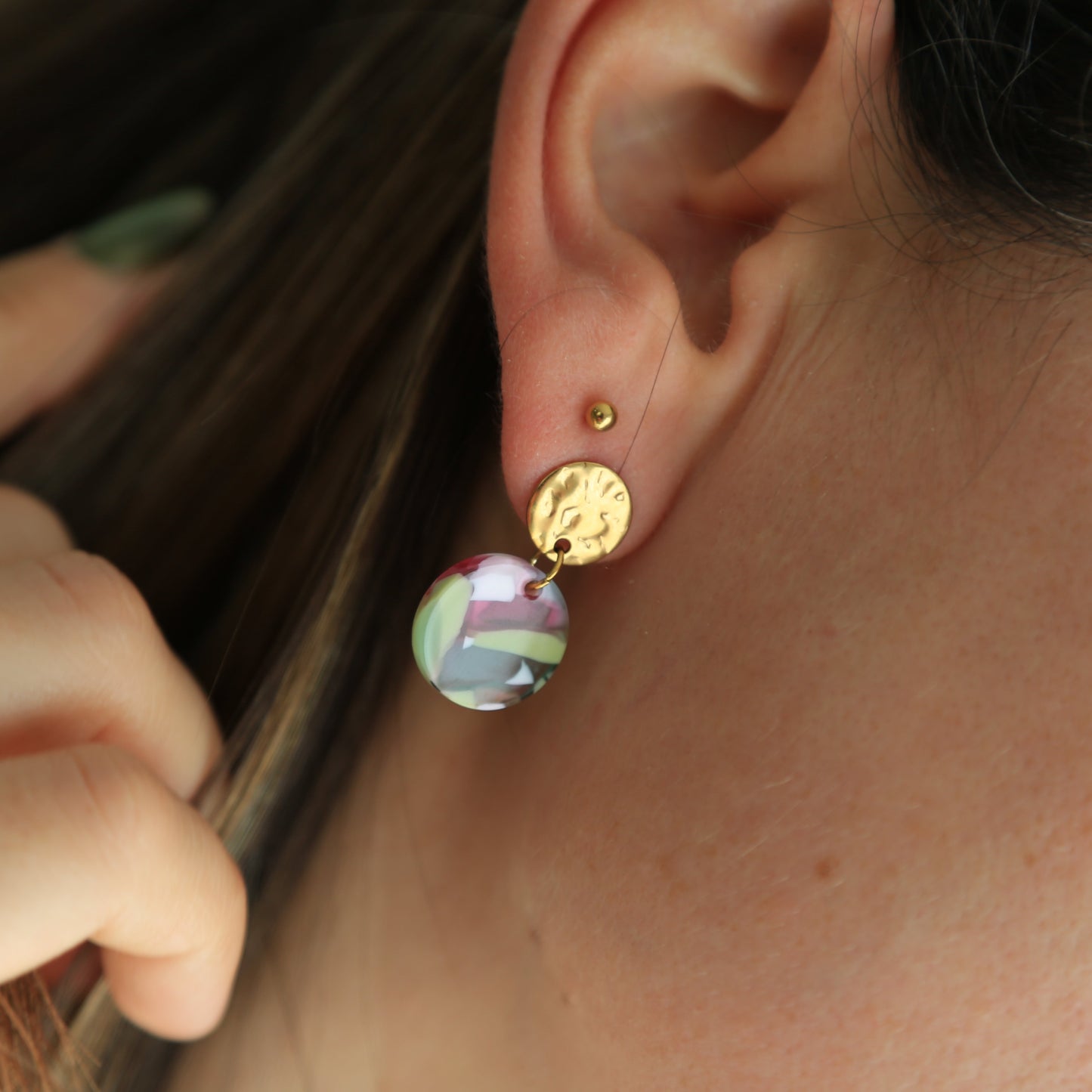 Petites boucles acrylique