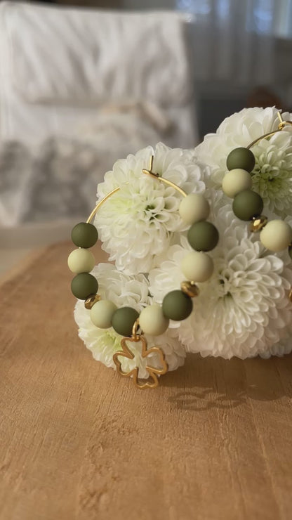 Boucles d'oreilles perles rondes mat